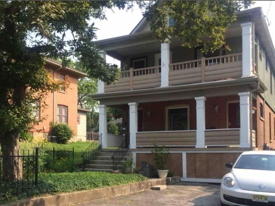 Adorable 2-Bedroom Unit With Jacuzzi Beside Falls Niagara Falls Exteriör bild