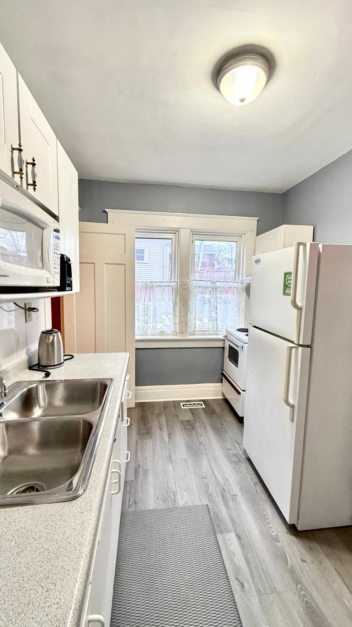Adorable 2-Bedroom Unit With Jacuzzi Beside Falls Niagara Falls Exteriör bild